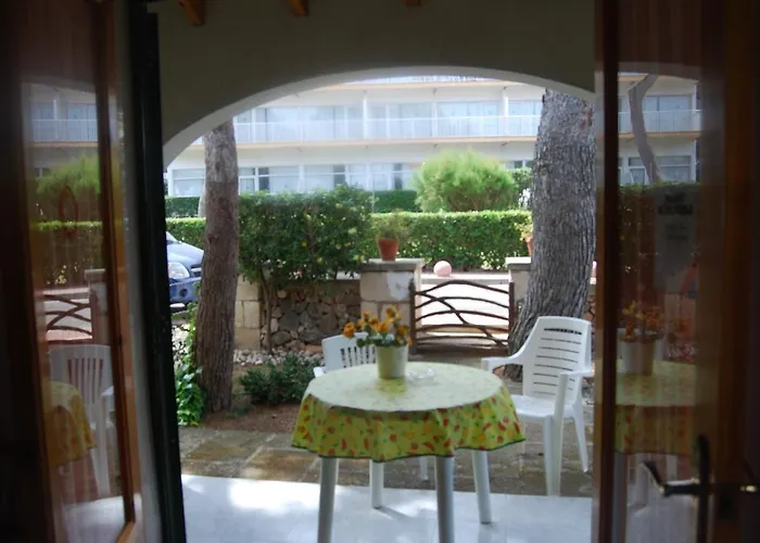 Es Pins Daire Cala Blanca (Menorca)